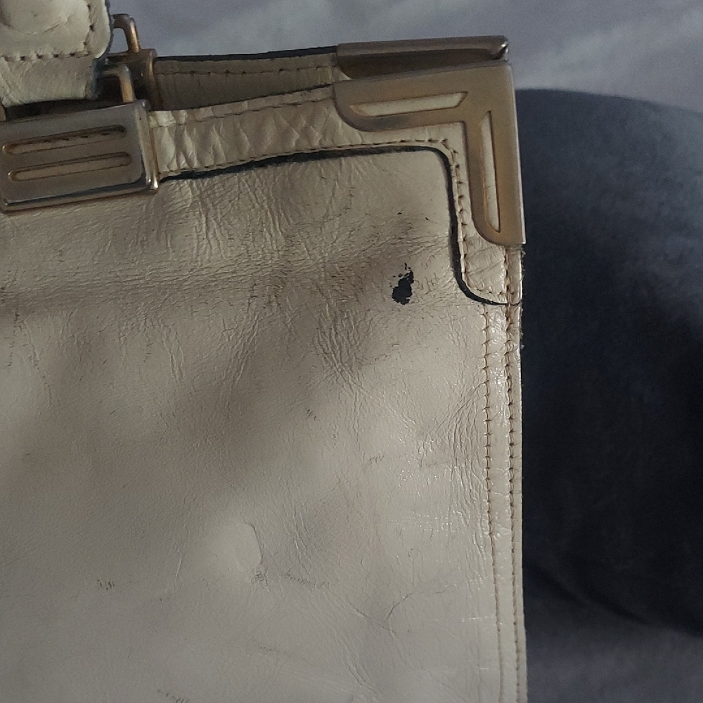 3 For $12 Cream Womens Handbag - Picture 11 of 16